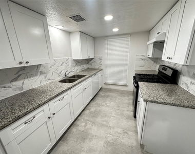 7718 Mosewood Street - Photo Thumbnail 1