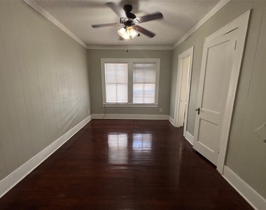 2216 Avenue O 1/2 - Photo Thumbnail 6