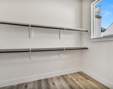 5906 Saint Augustine Street - Photo Thumbnail 21