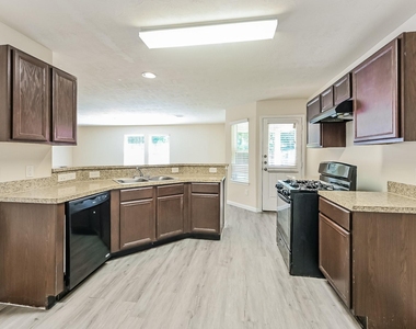 702 North Ella Creek Drive - Photo Thumbnail 1