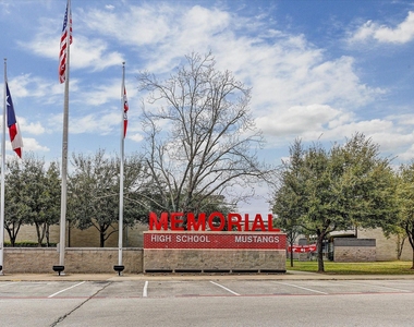 8211 Katy Freeway - Photo Thumbnail 17