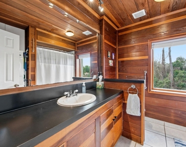 8211 Katy Freeway - Photo Thumbnail 12