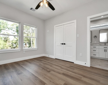 4706 Gunter Street - Photo Thumbnail 11
