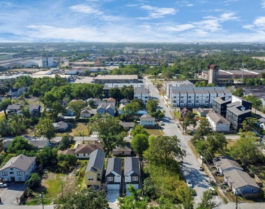 4706 Gunter Street - Photo Thumbnail 1