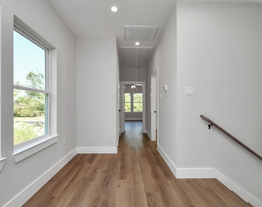 4706 Gunter Street - Photo Thumbnail 13