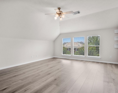 25609 Peppermill Creek Drive - Photo Thumbnail 32