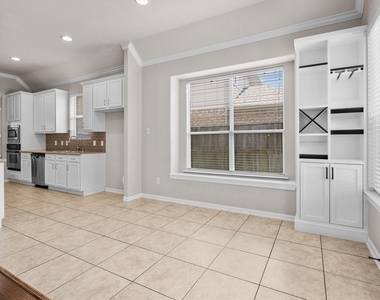 25609 Peppermill Creek Drive - Photo Thumbnail 17