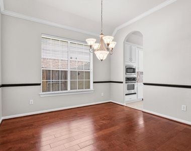 25609 Peppermill Creek Drive - Photo Thumbnail 10