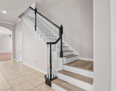 25609 Peppermill Creek Drive - Photo Thumbnail 7