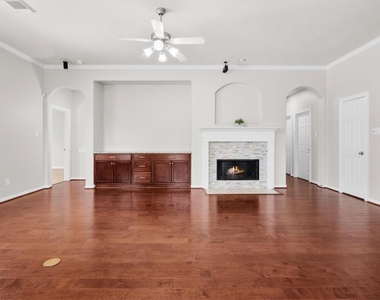 25609 Peppermill Creek Drive - Photo Thumbnail 18