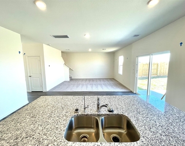 5915 Grantgrala Drive - Photo Thumbnail 6