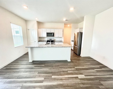 5915 Grantgrala Drive - Photo Thumbnail 22