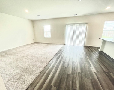 5915 Grantgrala Drive - Photo Thumbnail 26