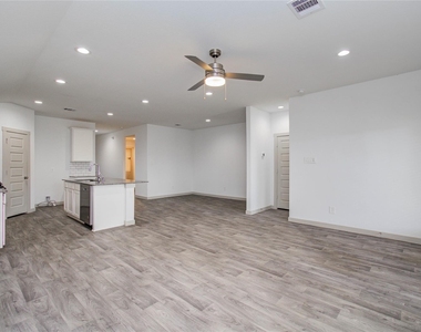 10602 Great Basin Drive - Photo Thumbnail 11