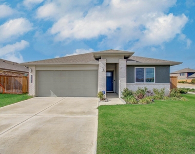 10602 Great Basin Drive - Photo Thumbnail 3