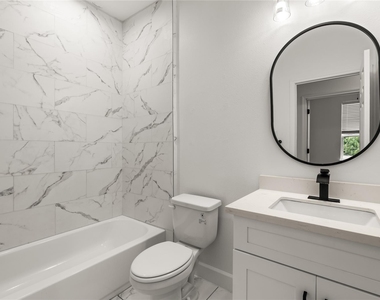 8121 Grandview Street - Photo Thumbnail 14