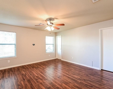 20639 Tealbrook Drive - Photo Thumbnail 6