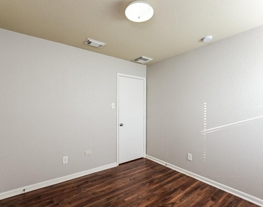 20639 Tealbrook Drive - Photo Thumbnail 10