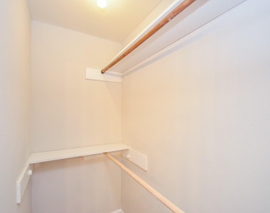 7623 Kite Hill Drive - Photo Thumbnail 25