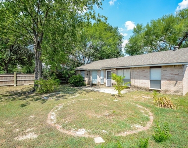 7623 Kite Hill Drive - Photo Thumbnail 27