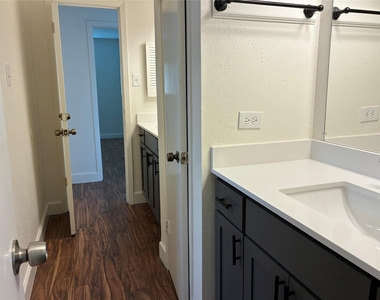 17034 Coachmaker Drive - Photo Thumbnail 16