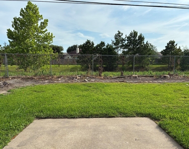 17034 Coachmaker Drive - Photo Thumbnail 20