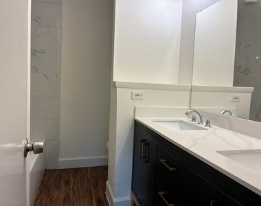 17034 Coachmaker Drive - Photo Thumbnail 14