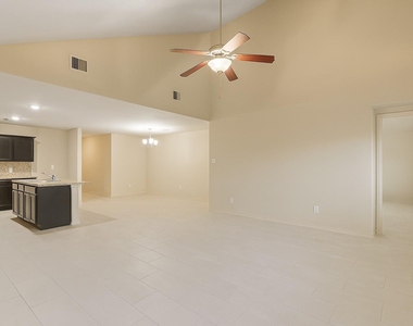2414 Fall Aster Drive - Photo Thumbnail 6