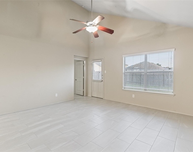 2414 Fall Aster Drive - Photo Thumbnail 2