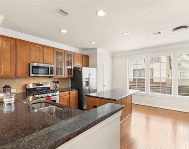 3334 Clearview Villa Way - Photo Thumbnail 8