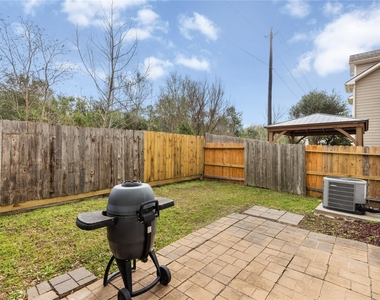 3334 Clearview Villa Way - Photo Thumbnail 30