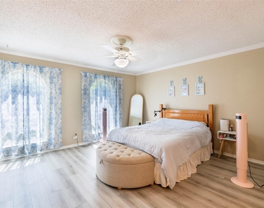 3729 Wakeforest Street - Photo Thumbnail 12