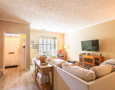 3729 Wakeforest Street - Photo Thumbnail 4