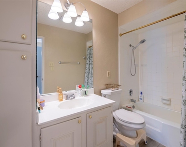 3729 Wakeforest Street - Photo Thumbnail 17