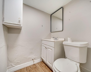 217 Johnson Street - Photo Thumbnail 12
