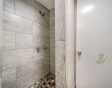 217 Johnson Street - Photo Thumbnail 13