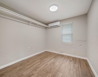 217 Johnson Street - Photo Thumbnail 1