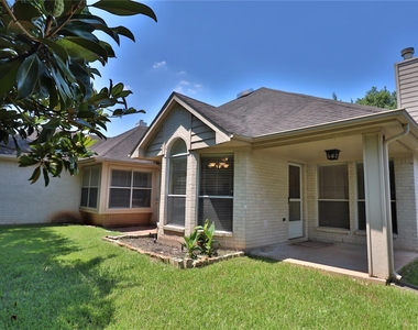 4530 Springfield Lakes Street - Photo Thumbnail 28