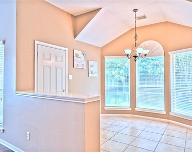 4530 Springfield Lakes Street - Photo Thumbnail 12