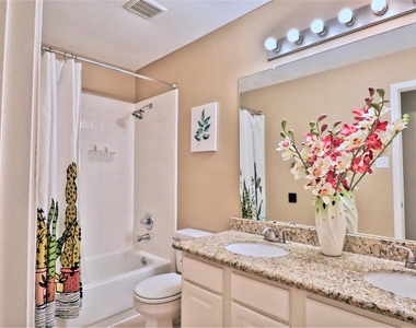 4530 Springfield Lakes Street - Photo Thumbnail 25