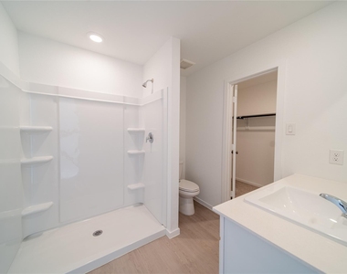 6851 Eastern Cottonwood Lane - Photo Thumbnail 16
