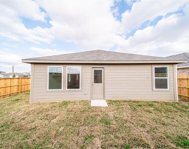 6851 Eastern Cottonwood Lane - Photo Thumbnail 28