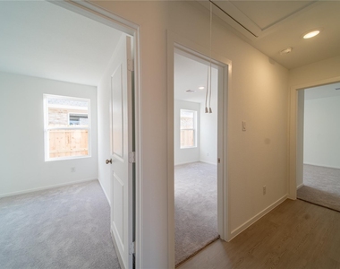 6851 Eastern Cottonwood Lane - Photo Thumbnail 23