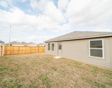 6851 Eastern Cottonwood Lane - Photo Thumbnail 27