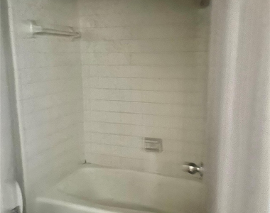 11718 Zarroll Drive - Photo Thumbnail 6