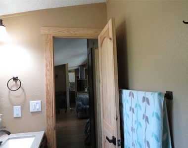 177 White Oak Drive - Photo Thumbnail 14