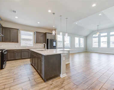 16811 Ruellia Field Road - Photo Thumbnail 3