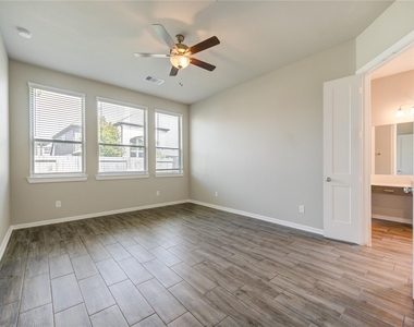 16811 Ruellia Field Road - Photo Thumbnail 11