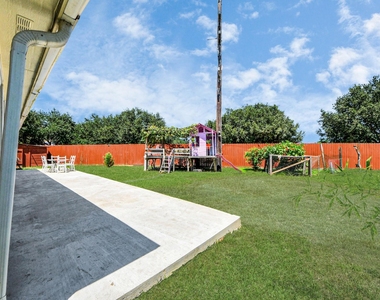 10850 White Oak Point Court - Photo Thumbnail 49