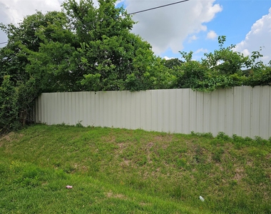 6007 Van Zandt Street - Photo Thumbnail 14